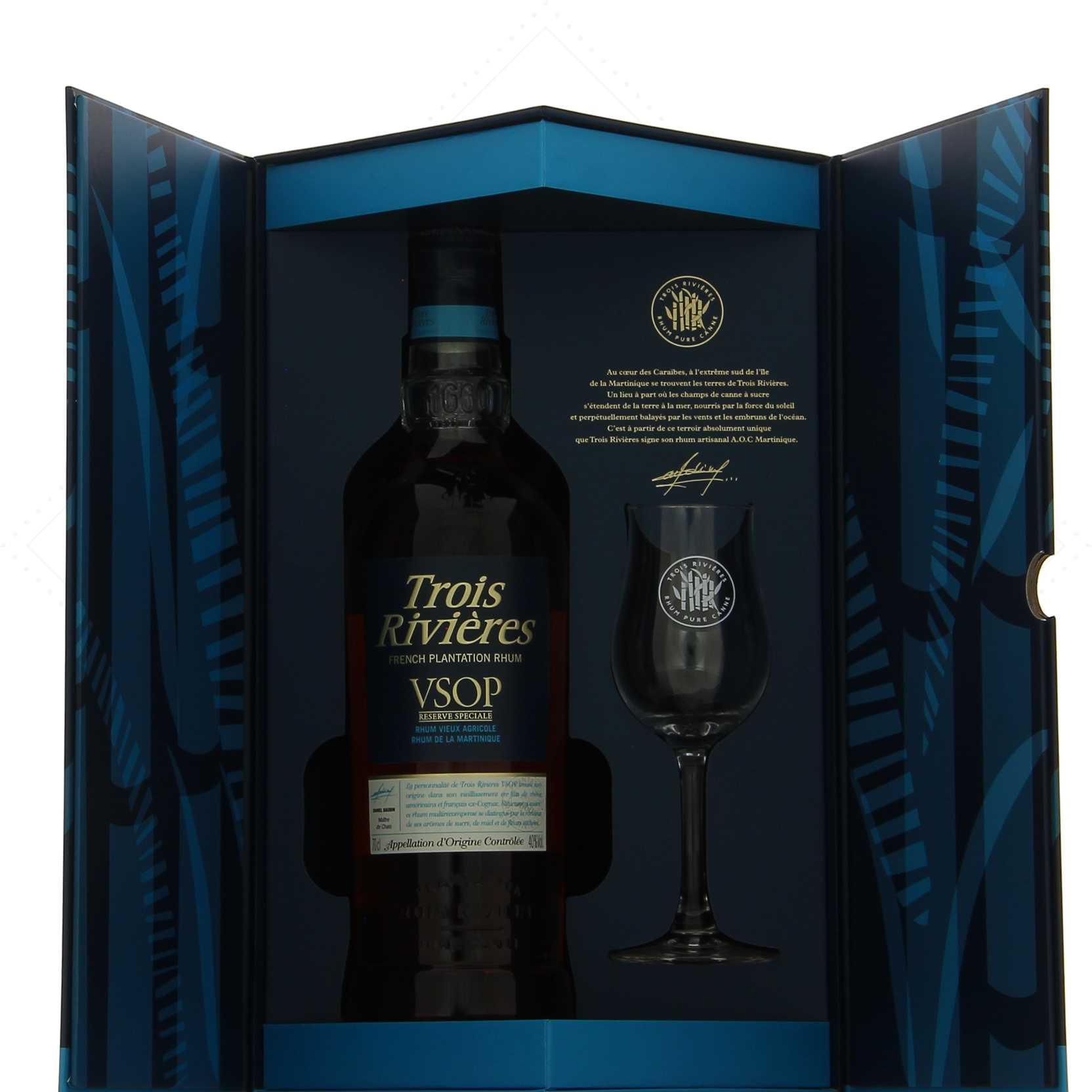 Trois Rivières VSOP 40° en coffret luxe avec un verre tulipe